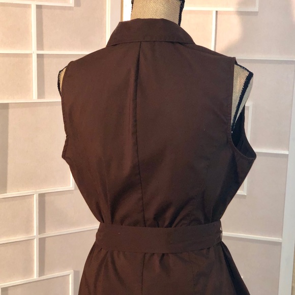 Apostrophe stretch wrap sleeveless shirt - Picture 3 of 7